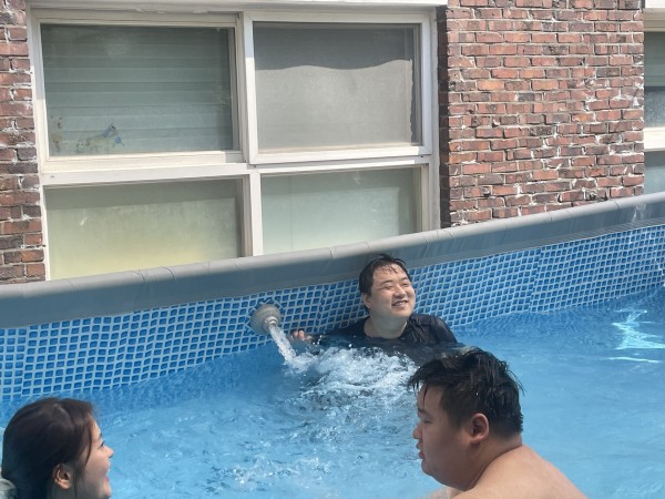 세상에서 물놀이가 제일 좋은 정호님
