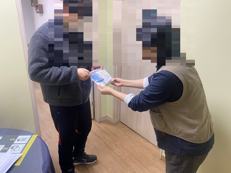 참여자에게 배분하는 사진